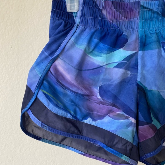 Athleta Make A Splash Printed Mesh Racer 4” Shorts - Picture 5 of 9
